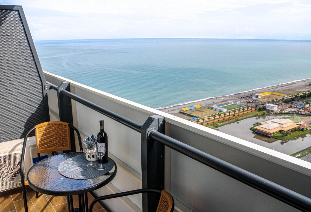Orbi Batumi City Beach View Hotel Εξωτερικό φωτογραφία