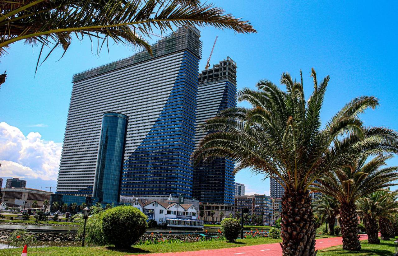 Orbi Batumi City Beach View Hotel Εξωτερικό φωτογραφία