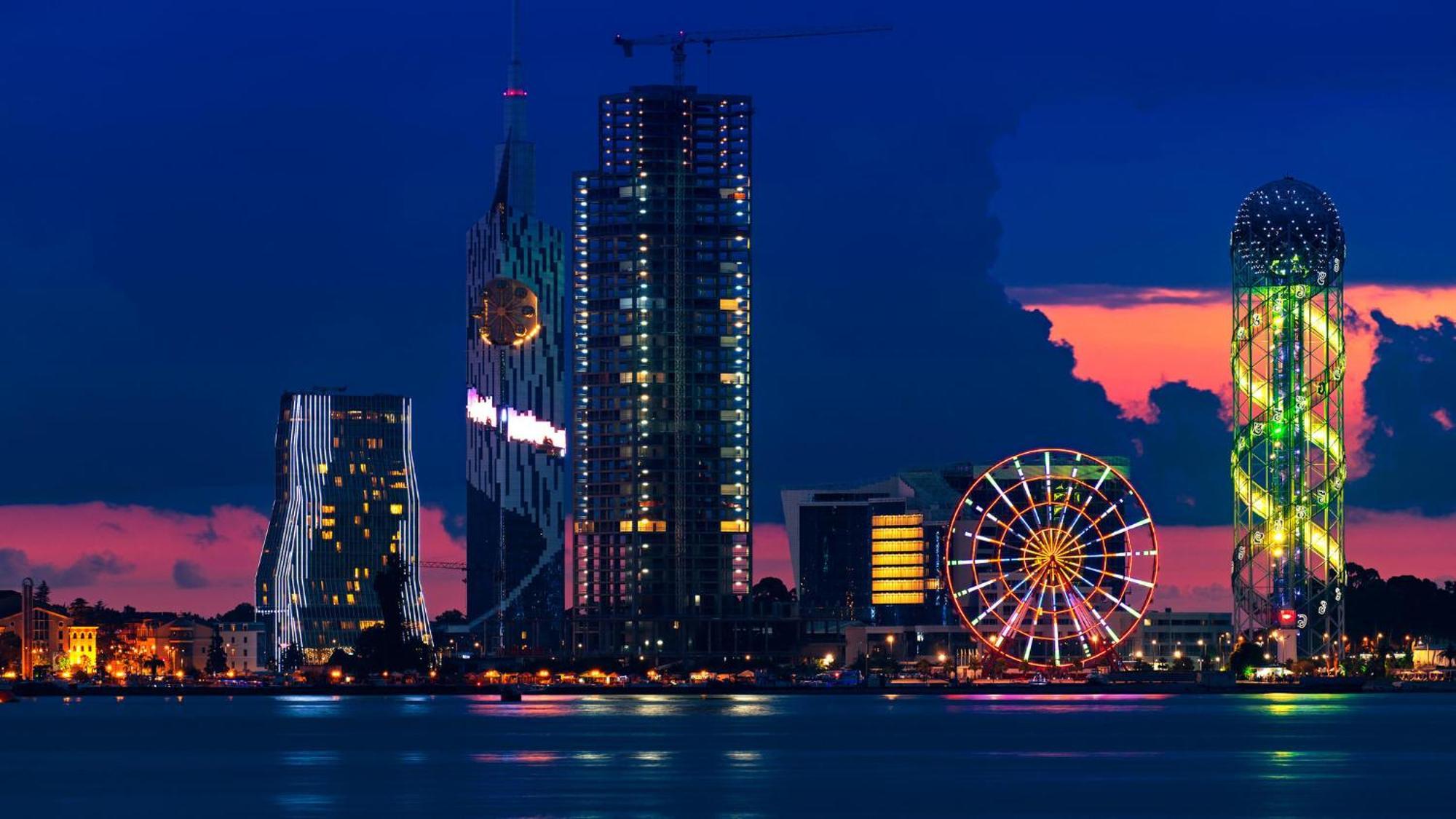 Orbi Batumi City Beach View Hotel Εξωτερικό φωτογραφία